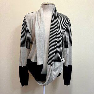 MAX STUDIO Black and Grey Striped Wrapped Front Sweater Size Large